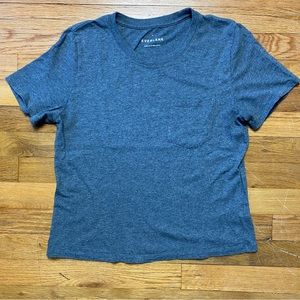 Everlane slim fit one pocket tee size M